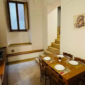 http://camere-fortezza.hotels-perugia.com