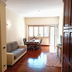 https://villa-appartamento-per-le-tue-vacanze-a-roma-pamphili.it-romehotels.com