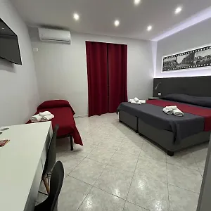 https://pacini88-apartment.taorminaitalyhotels.com