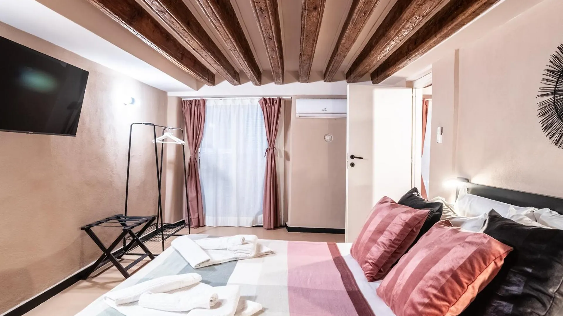 Giano Host - San Bernardo Apartment Genoa 0*,  Italy